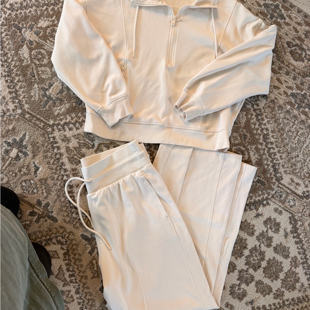 Old Navy Cream Quarter-Zip Sweatshirt and Joggers Set